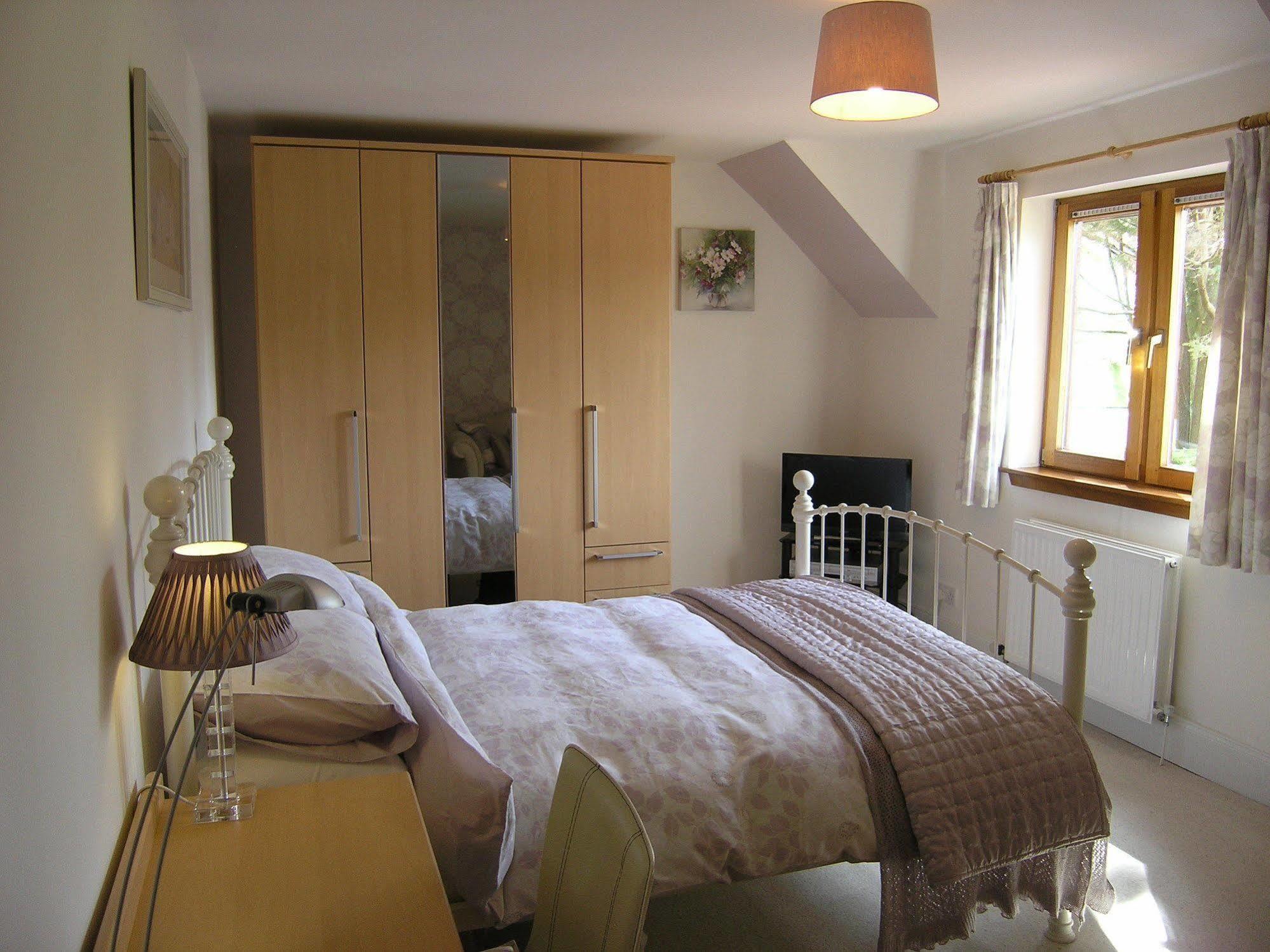Whistlers Dell B&B Rhu Екстериор снимка