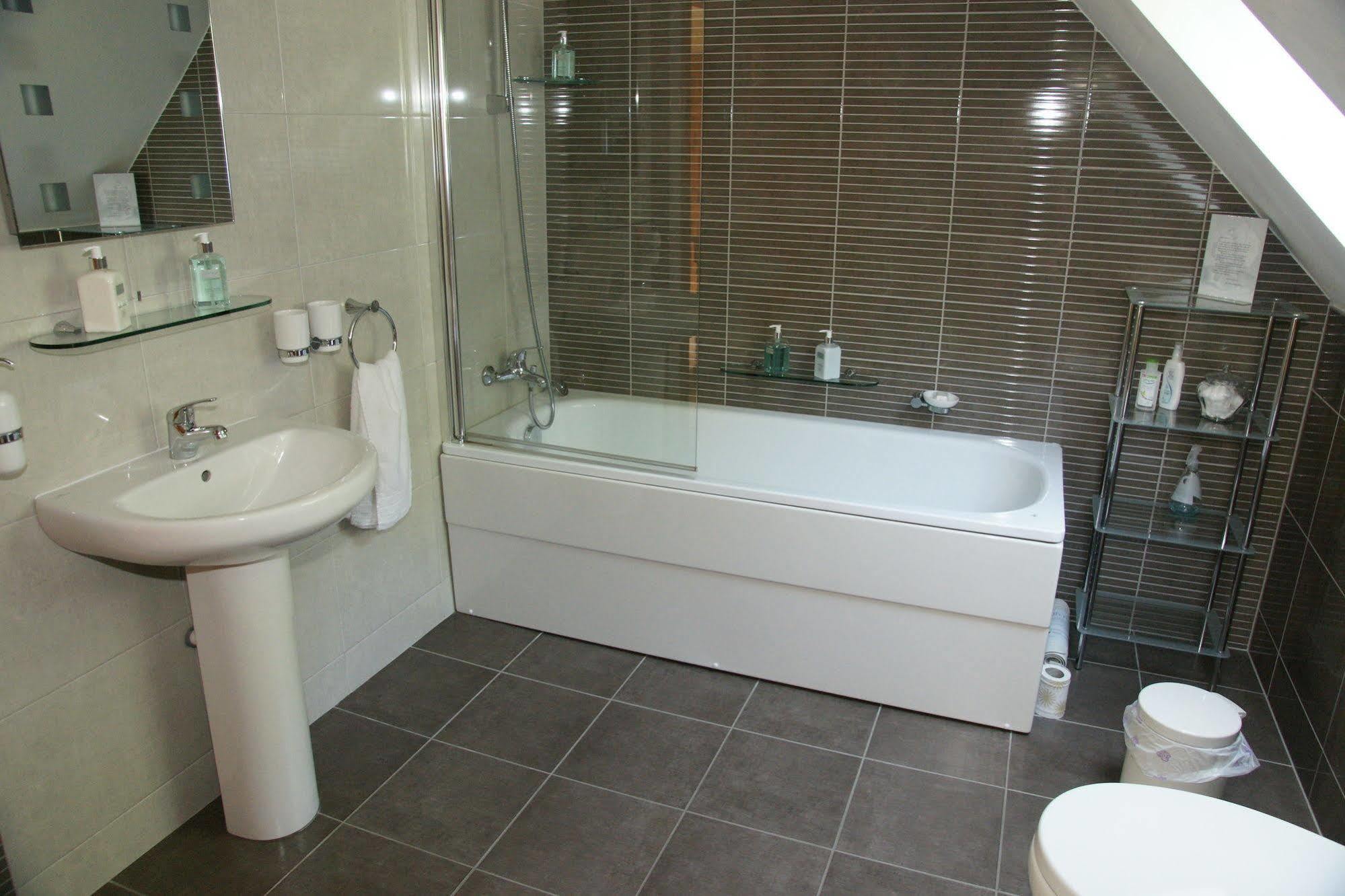 Whistlers Dell B&B Rhu Екстериор снимка
