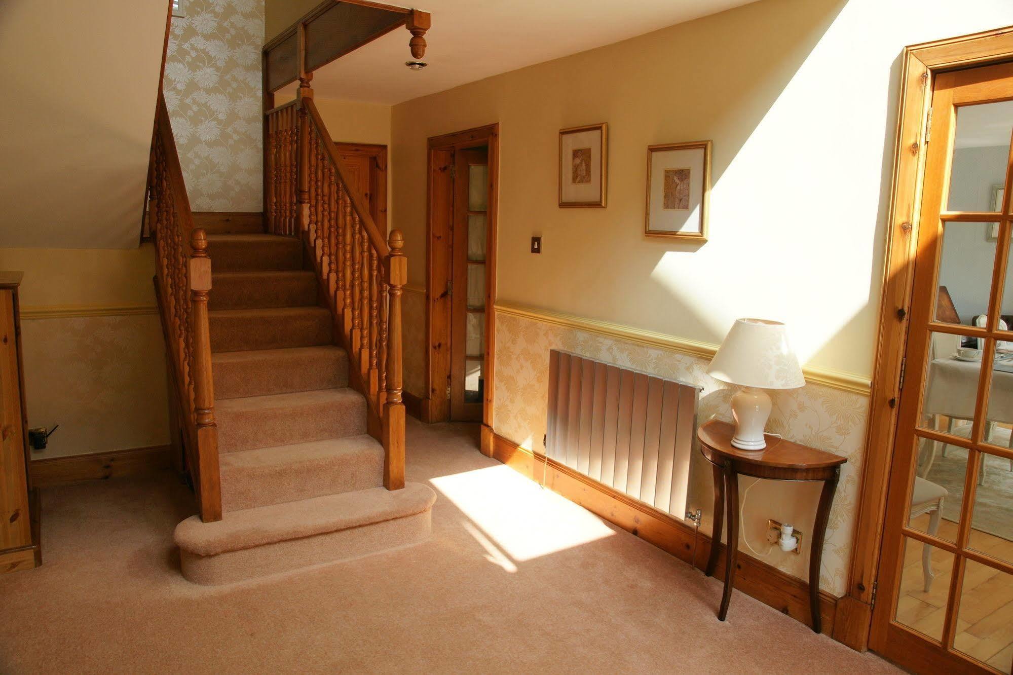 Whistlers Dell B&B Rhu Екстериор снимка